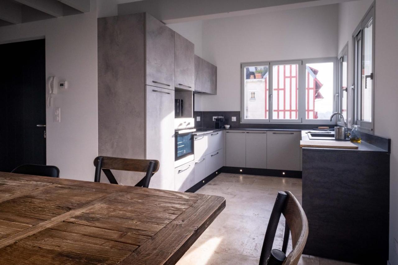 Duplex Vue Sur Tour Appartement Remparts 3 La Rochelle  Exterior foto